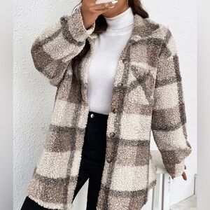 Plus Size Plaid Patterned Flannel Coat